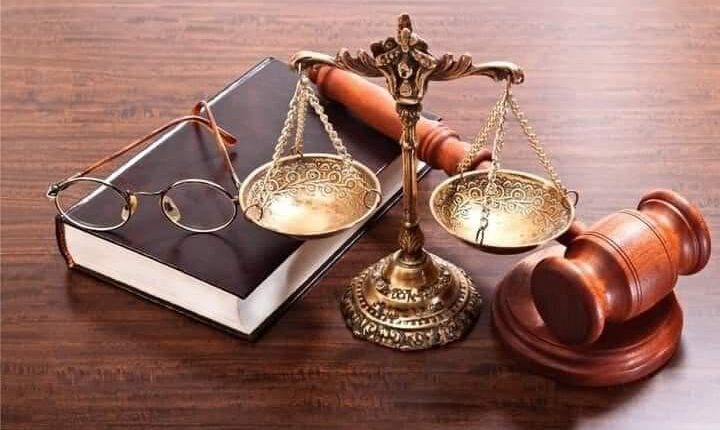 وتقديم المذكرات عن بعد عن طريق الفاكس أو الإيميل والتعاون مع كافة مكاتب المحاماة العربية