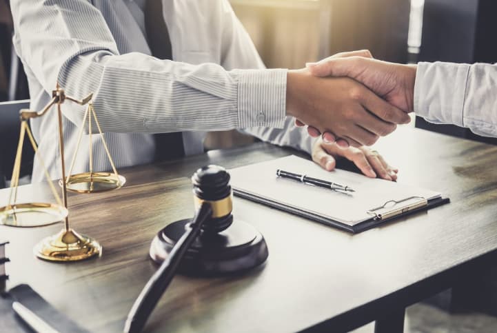 مكتب محاماه متخصص في قضايا نزع الملكيه